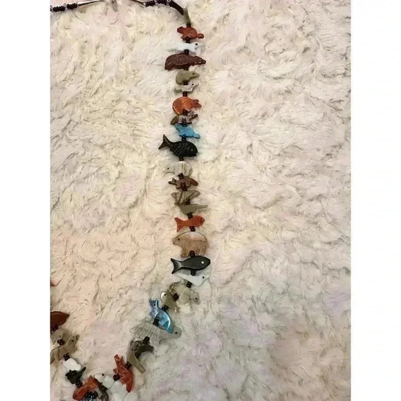 Zuni Fetish necklace - Picture 8 of 9